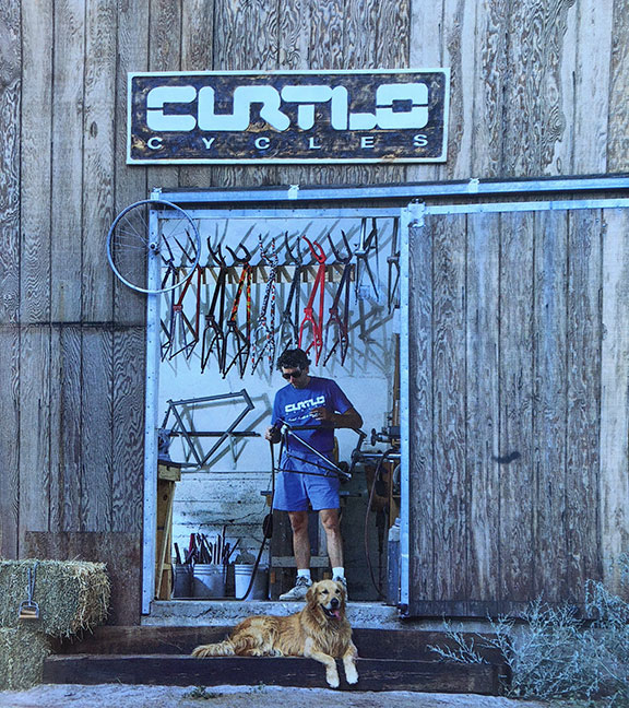 1985-1988: Curtlo Cycles goes full time.